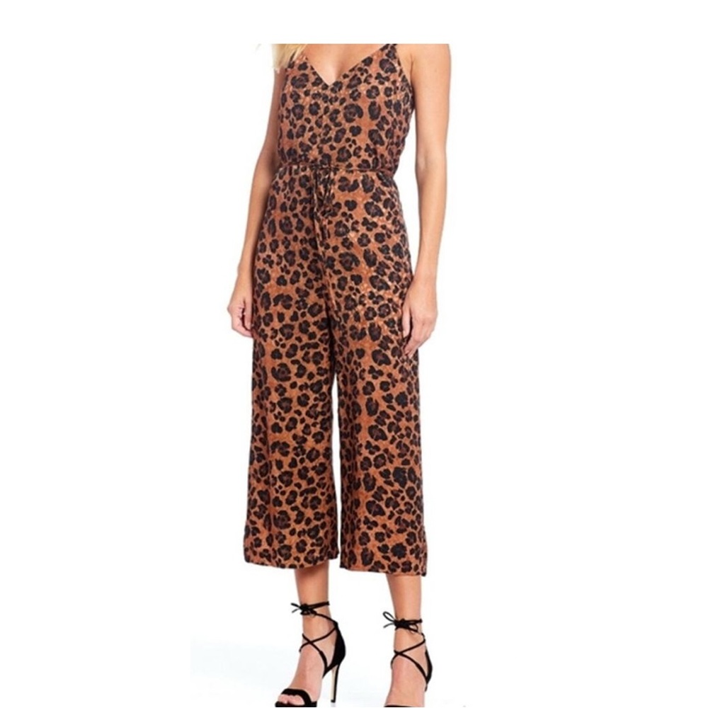 Gianni Bini Leopard Print Jumpsuit Wide Leg Cropped NWT Size 2